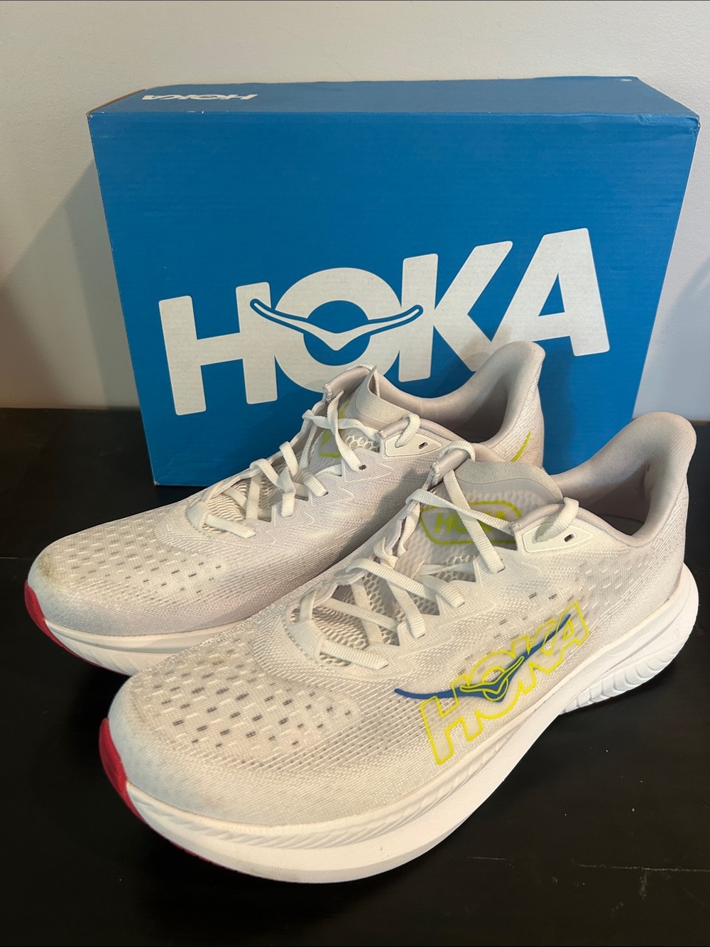 Hoka Men’s Mach 6 Sneakers